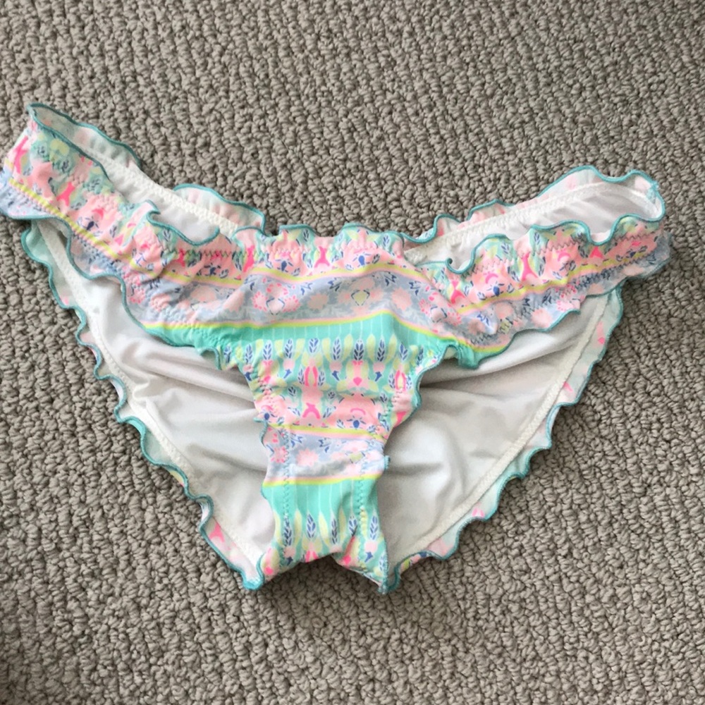 Victoria’s Secret Ruched Butt Swim Bottoms
